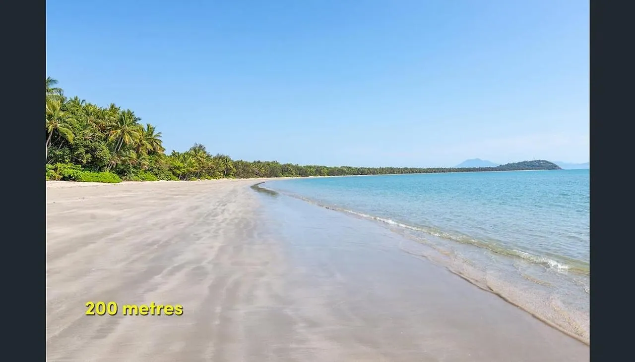 Modern 2 Bedroom Townhouse - Four Mile Beach Escapes Port Douglas
